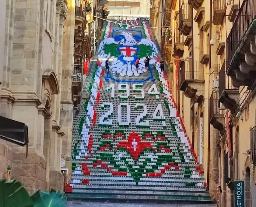 Holiday home Attico Con Balcone Sulla Scalinata Di Caltagirone, Con Vista Mozzafiato, Cucina Attrezzata E Ottima Connessione Wi-Fi Villa